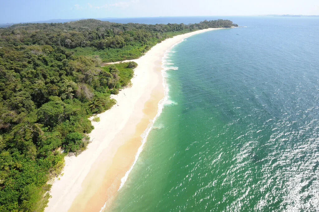 long sandy beach panama
