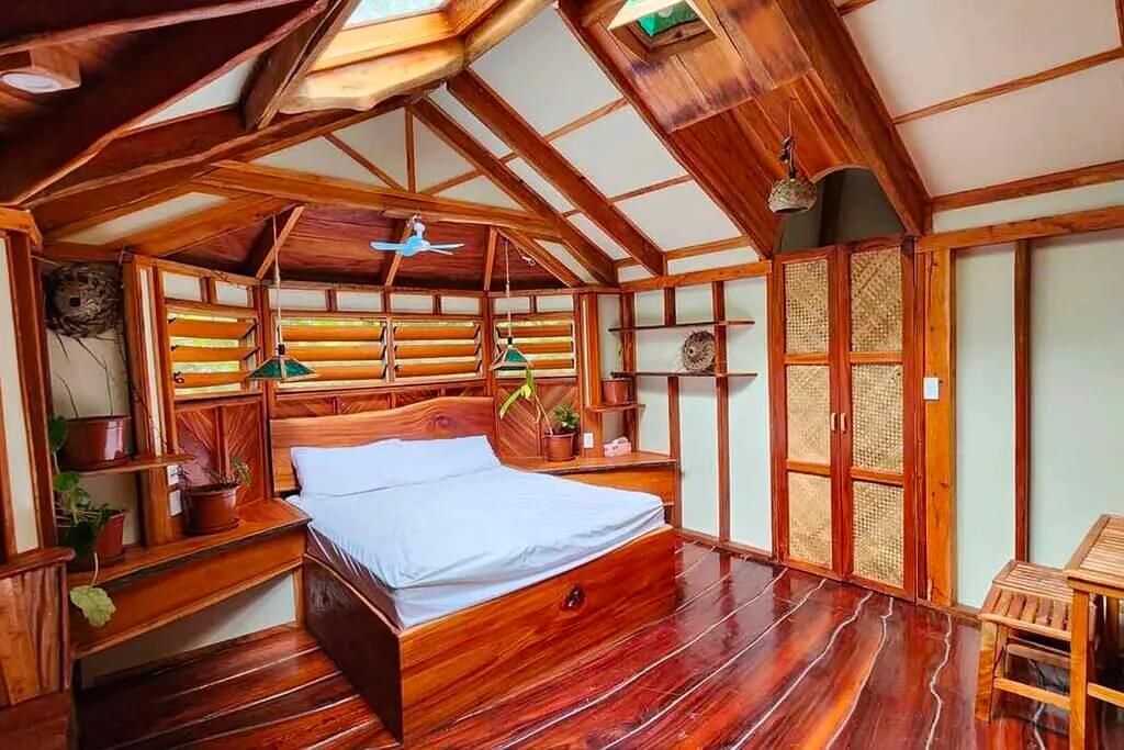 Tanoa tree houses tonga