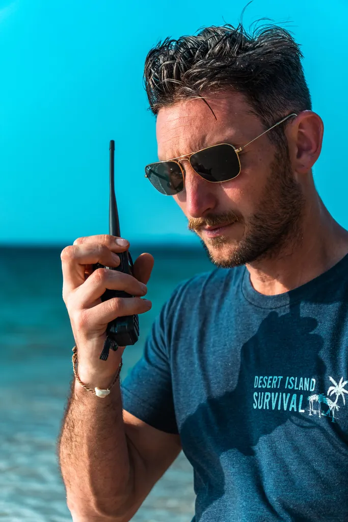 Radio communication on a tropical desert island, survival skills for beach rescue.