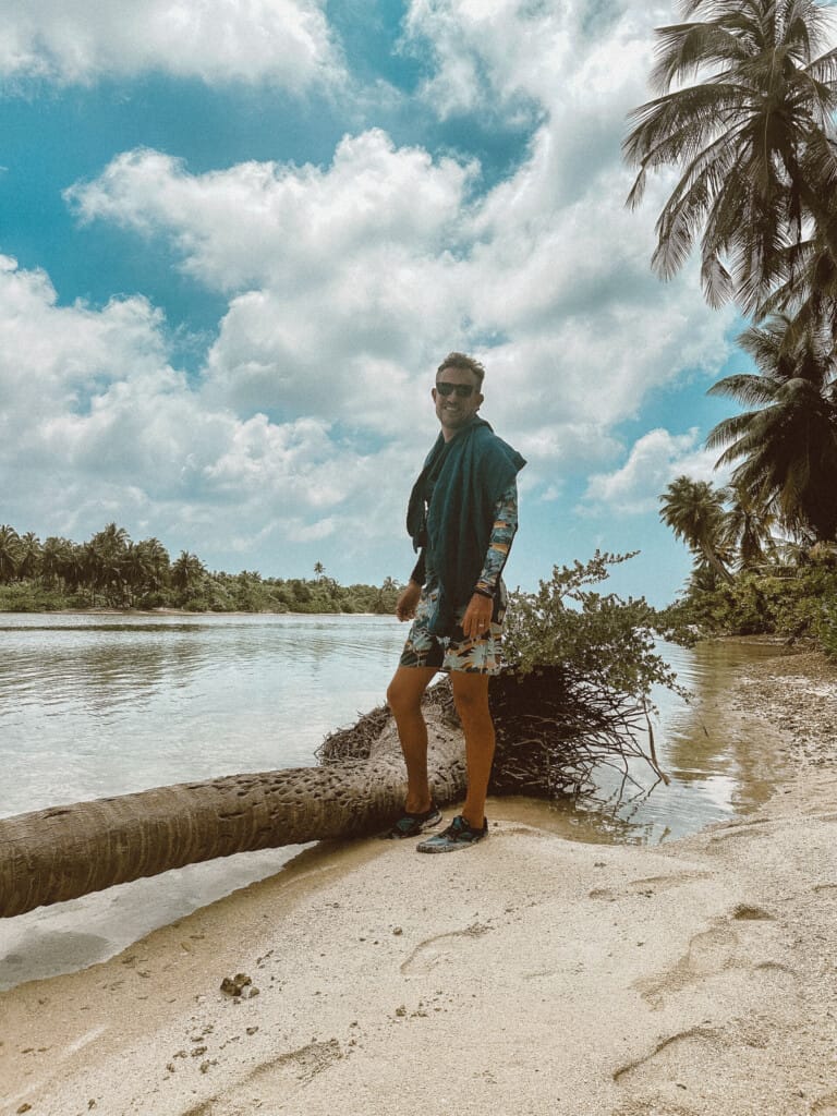 Desert Island Survival Adventure in the Maldives 13 5 maldives 2505